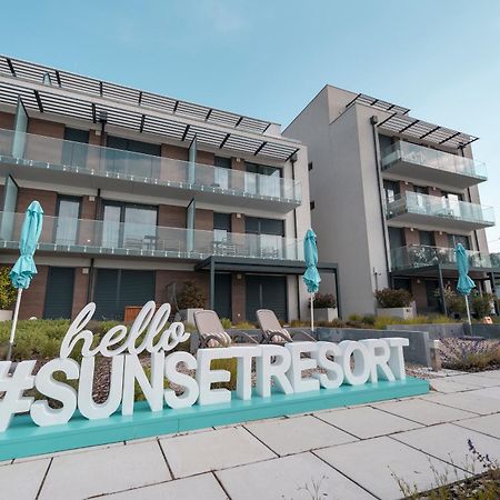 Sunset Resort - Lakeside Apartment Fonyód Buitenkant foto