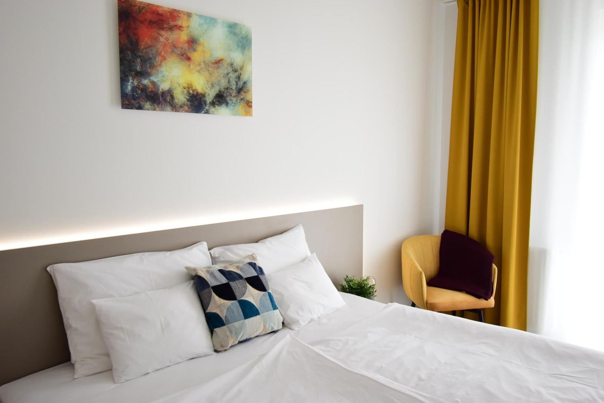 Sunset Resort - Lakeside Apartment Fonyód Kamer foto